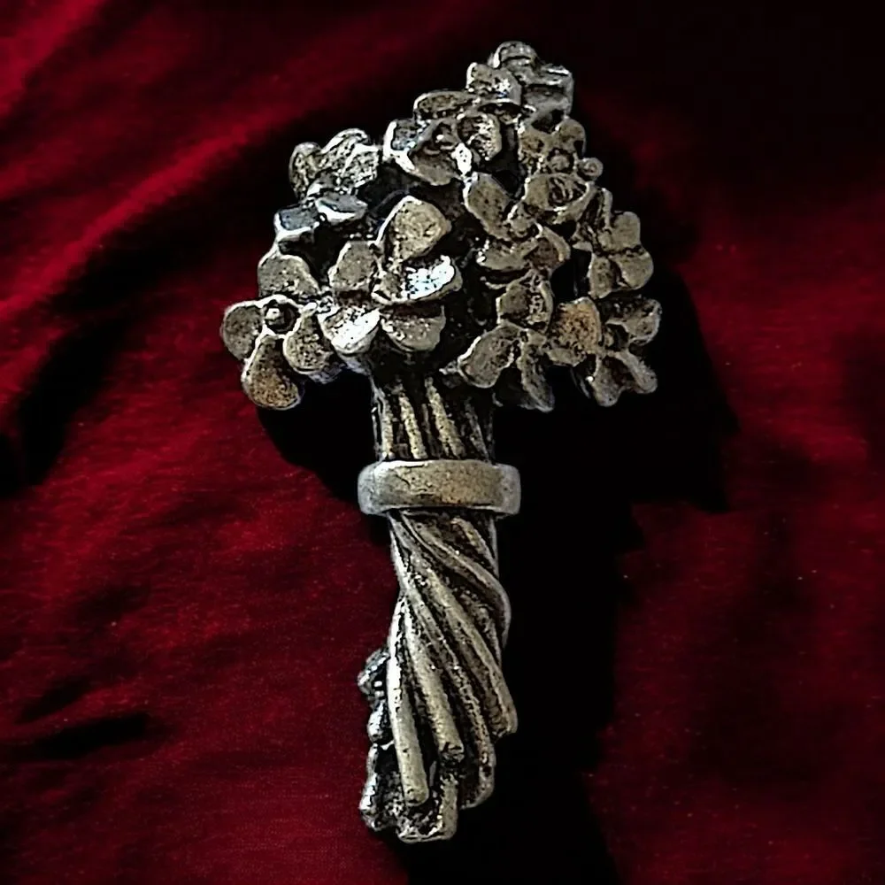 Jim‎ Clift Pewter Bouquet Of Flowers Pin Lapel Tie Tack Brooch Vintage Cottage.